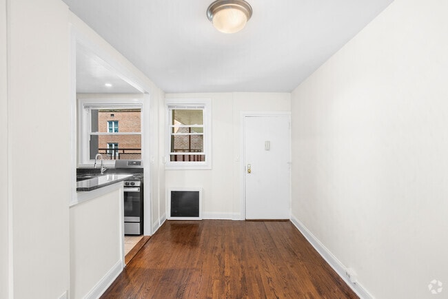 Entrance - 3BR, 2BA - 1200 SF