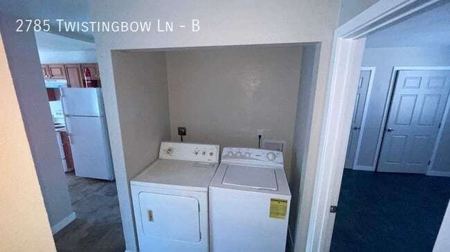 Photo - 2785 Twistingbow Ln Unit B
