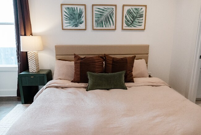 Photo - 407b 35th Ave N