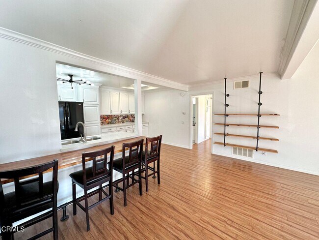 Photo - 1300 Saratoga Ave