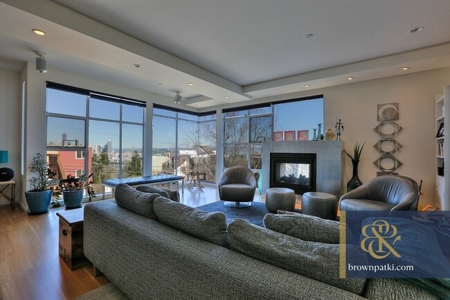 Photo - 807 Kansas St Unit BI