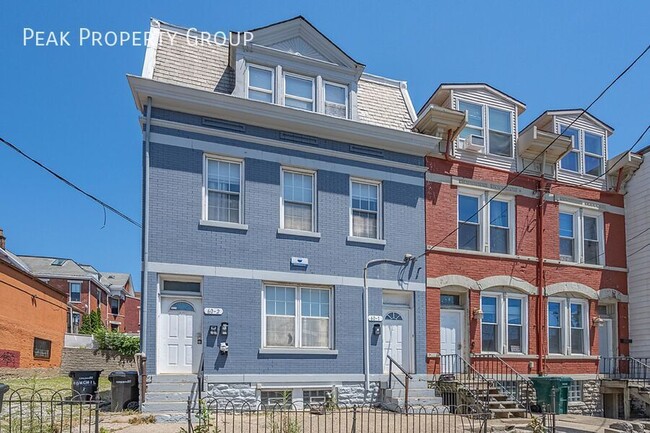 Building Photo - 60 W McMillan St Unit 1 Rental