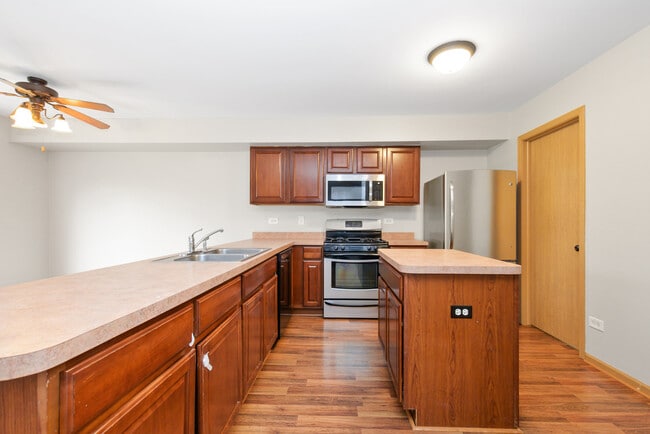 Photo - 25273 Faraday Rd