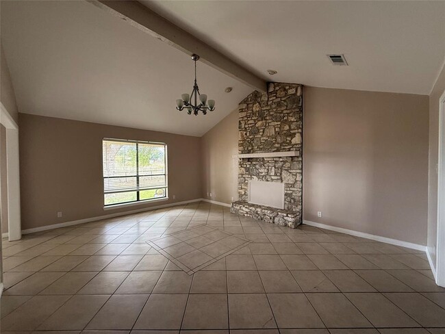 Photo - 5850 Dacy Ln