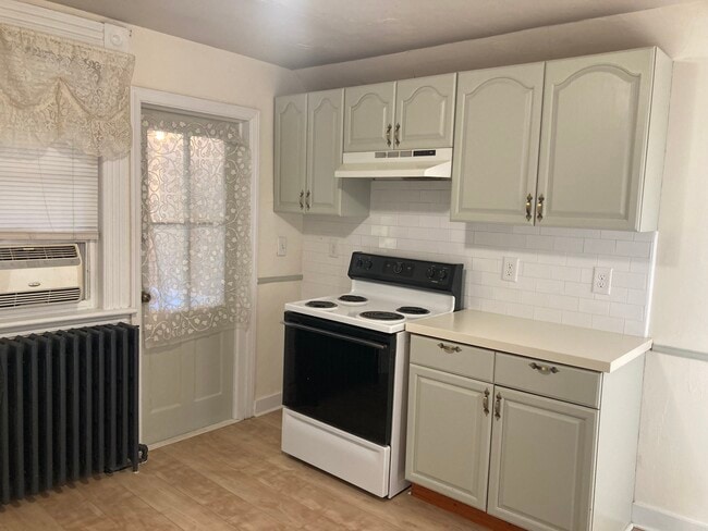 Photo - 5 Elizabeth St Unit 3rd fl