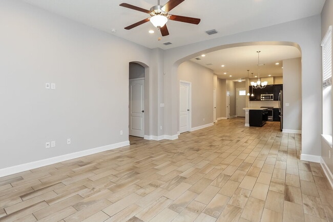 Photo - 31 Spindrift Ct