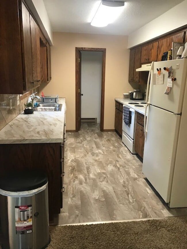 Photo - 2 Bedrooms, 1.5 Bathrooms Duplex Home in Brainerd, MN w/access to Gull & Round Lakes