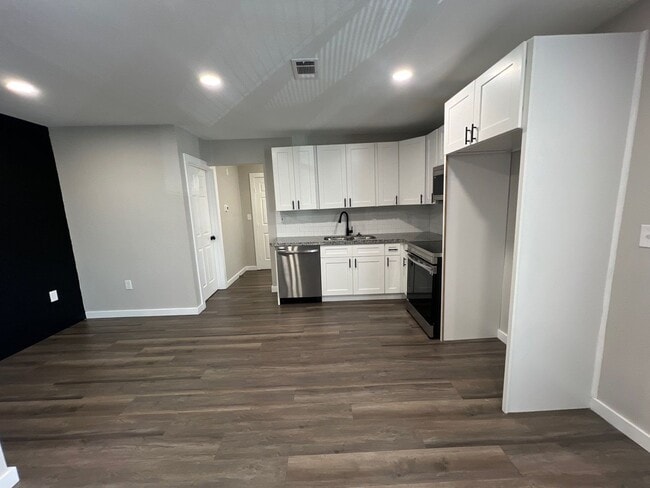 Photo - 7317 Briefway St Unidad C