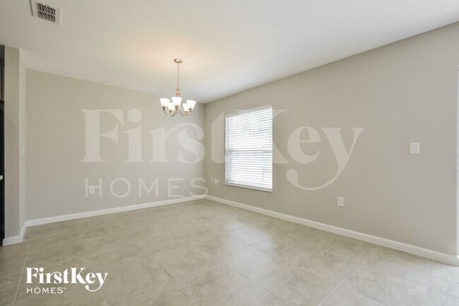 Photo - 489 Earhart Dr Casa