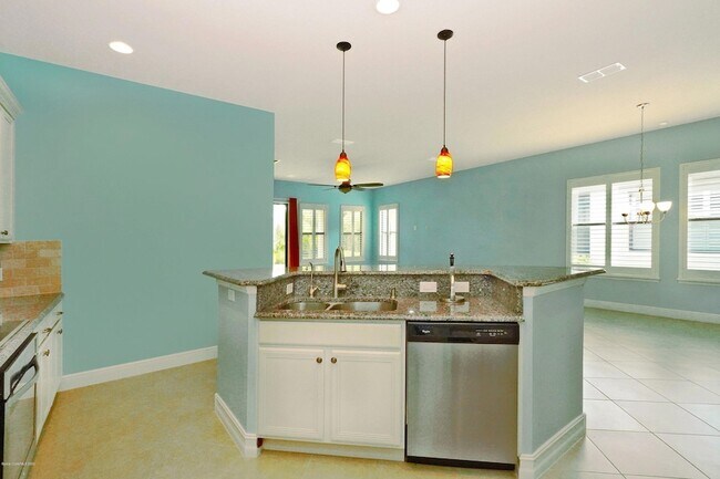 Photo - 374 Point Lobos Dr