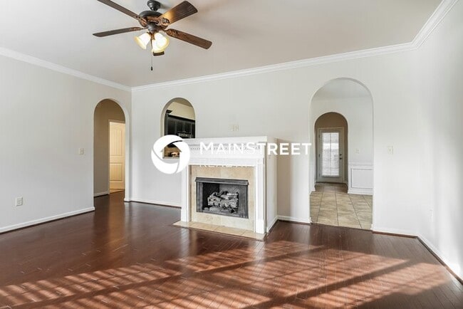 Photo - 3 Bedroom Pet-Friendly Home in CHELSEA, AL with Main Street Renewal