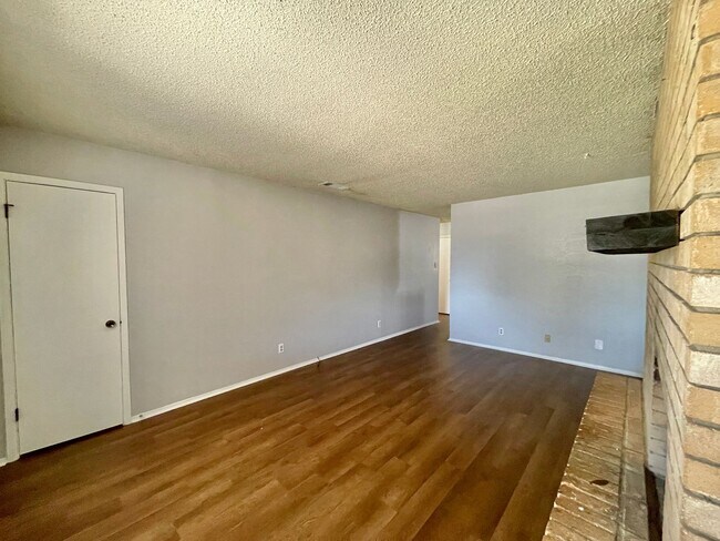 Photo - 3010 Trenton Dr Unit 3010 A Trenton