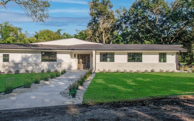 Photo - 116 Laughlin Rd