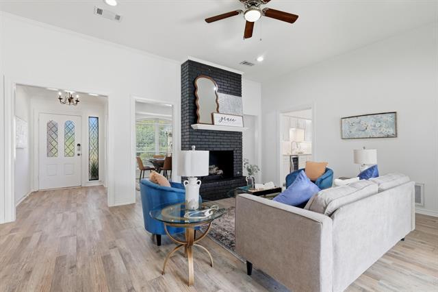 Photo - 434 Moran Dr