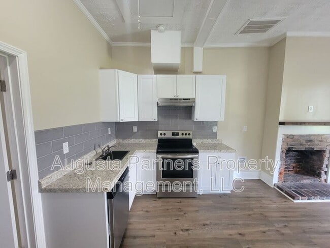 Photo - 1824 Watkins St Unit A