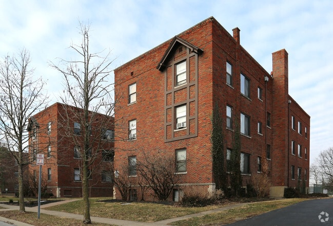2805 Digby Ave