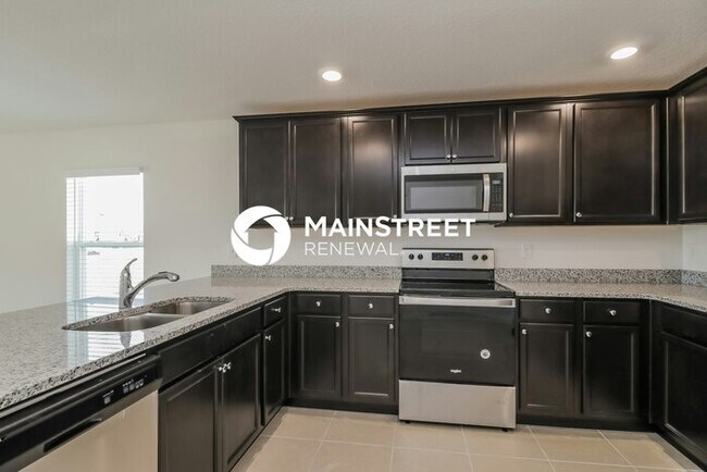 Photo - 4 Bedroom Pet-Friendly Home in Mascotte, FL with Main Street Renewal