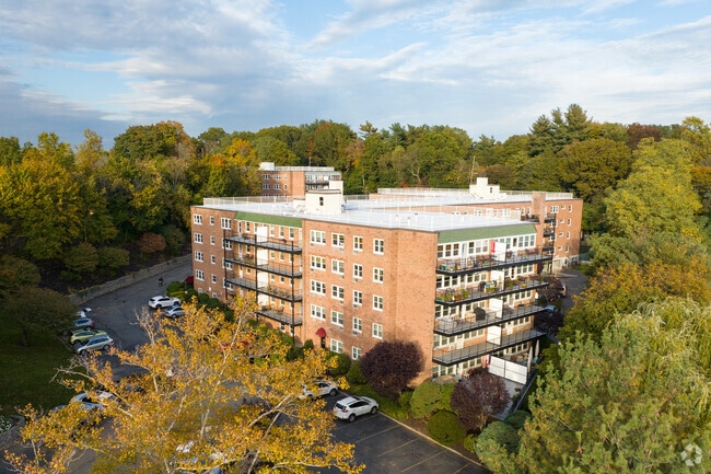 Photo - 30-34 Pearsall Ave Apartamentos