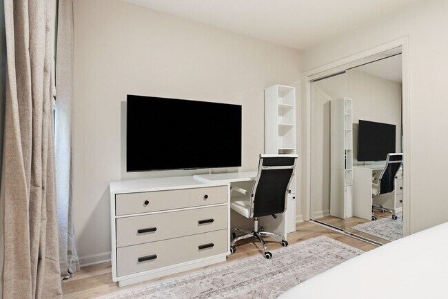 Photo - 2200 Mountain Mist Ct Unidad 203