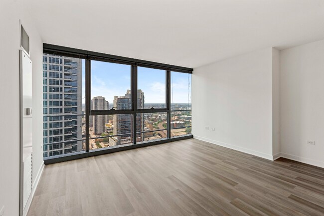 Photo - 350 N Orleans St