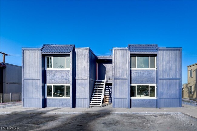 Photo - 29 Gold Bar Ct Townhome