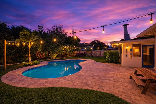 Photo - 3218 Carnine Dr