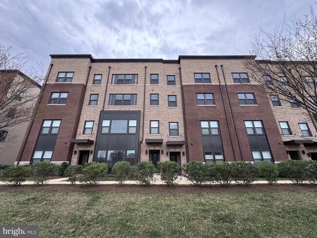 Photo - 44764 Tiverton Sq Townhome
