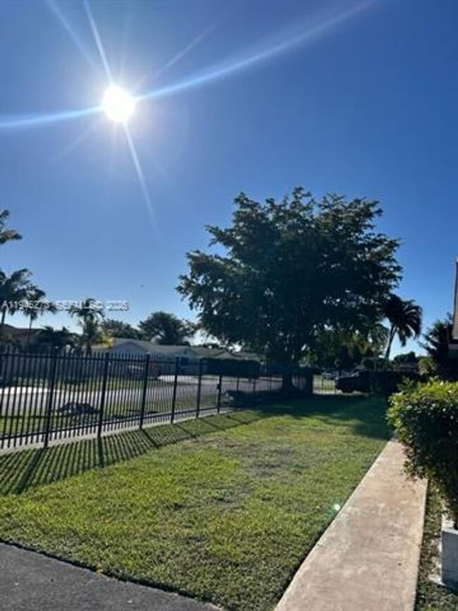 Photo - 17330 SW 109th Ave