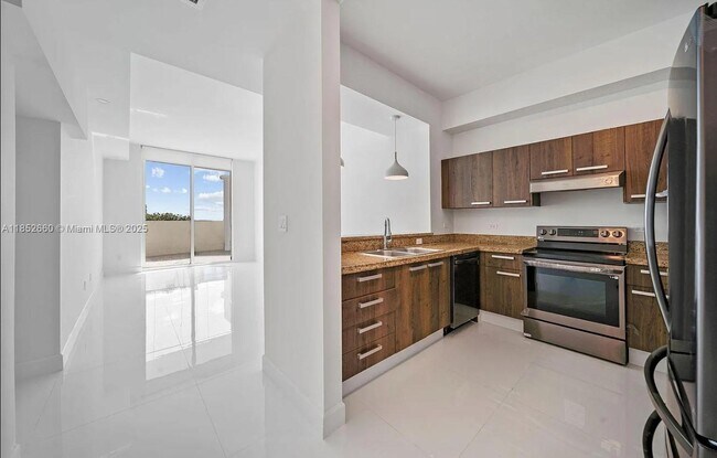 Photo - 2525 SW 3rd Ave Unit 609