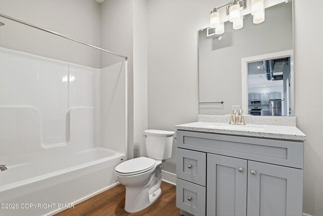 Photo - 55 N Courtland St