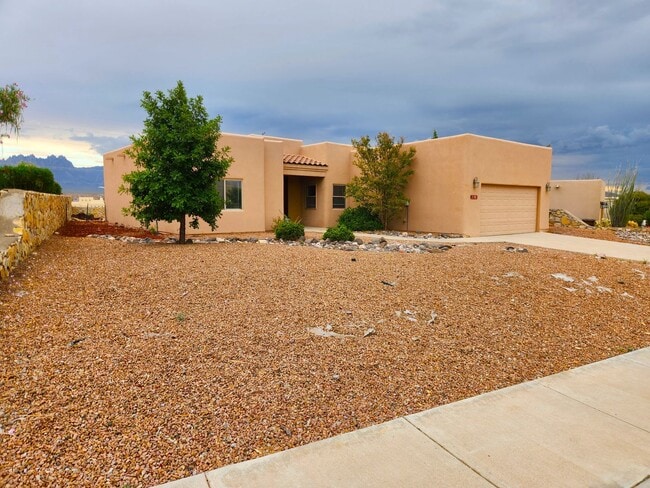 Photo - 2105 San Patricio Loop