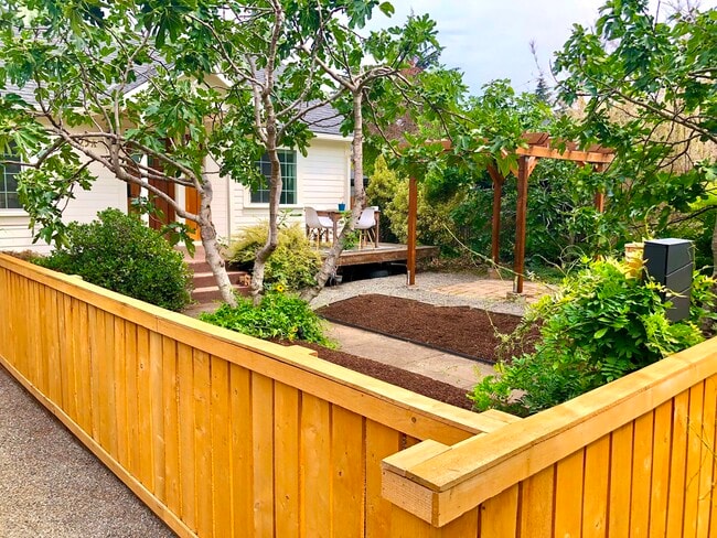 Photo - 5125 NE Skidmore St Unidad A