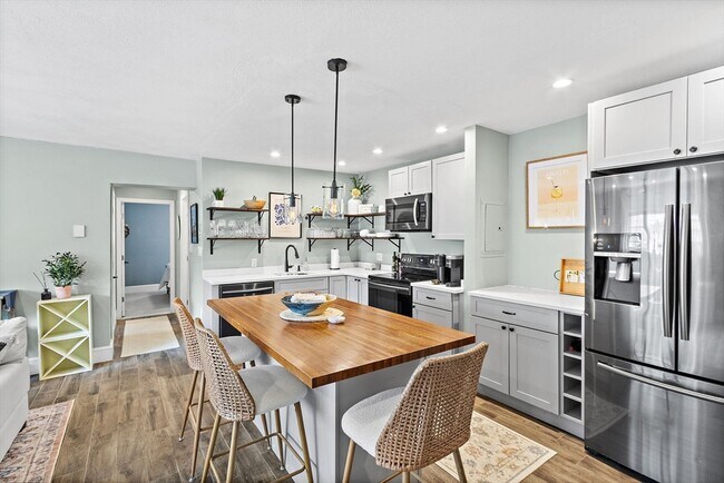 Photo - 56 Coffey St Unit 1