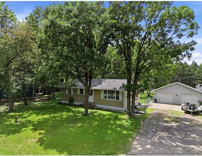 Building Photo - 15524 Larch St NW