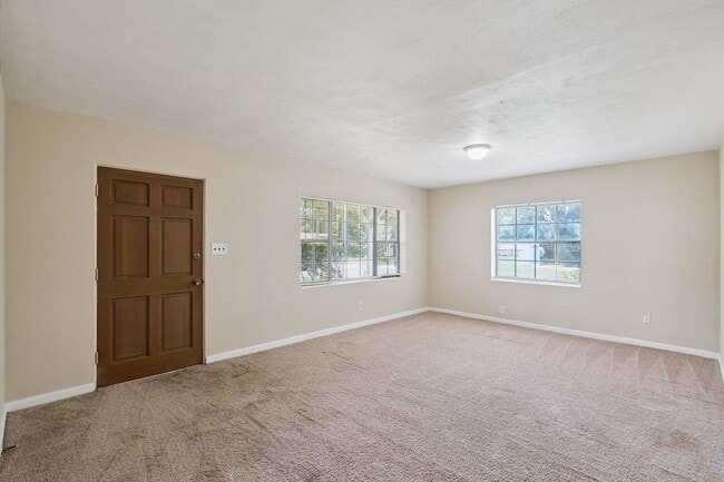 Photo - 2028 Albert Lee Pkwy