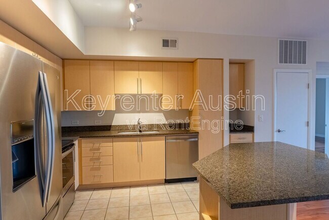 Photo - 54 Rainey St Condo Unit 604