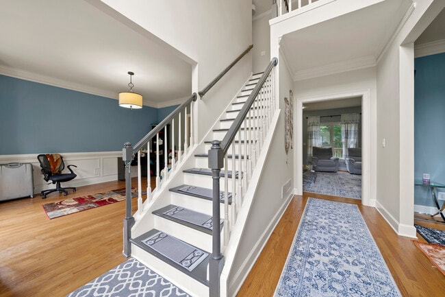 Photo - 442 Chatfield Pointe NW