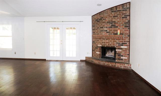 Photo - 6205 Maple Springs Dr