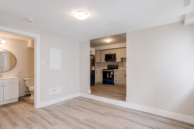 Photo - 64 Collete Crescent Unit 2