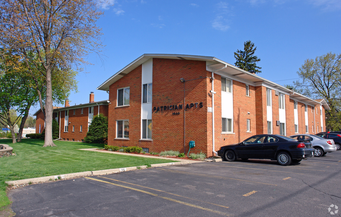 Patrician Apartments - Patrician Apartments
