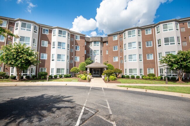 Village Lake Apartments