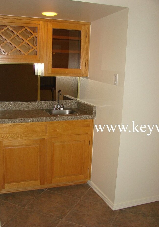 Photo - NE Heights 3 bed 2.5 Bath Townhome