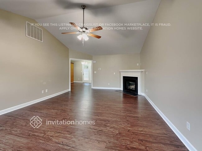 Photo - 1518 Hawkcrest Ln