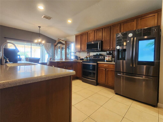 Photo - Spacious and Comfortable Home for Rent!