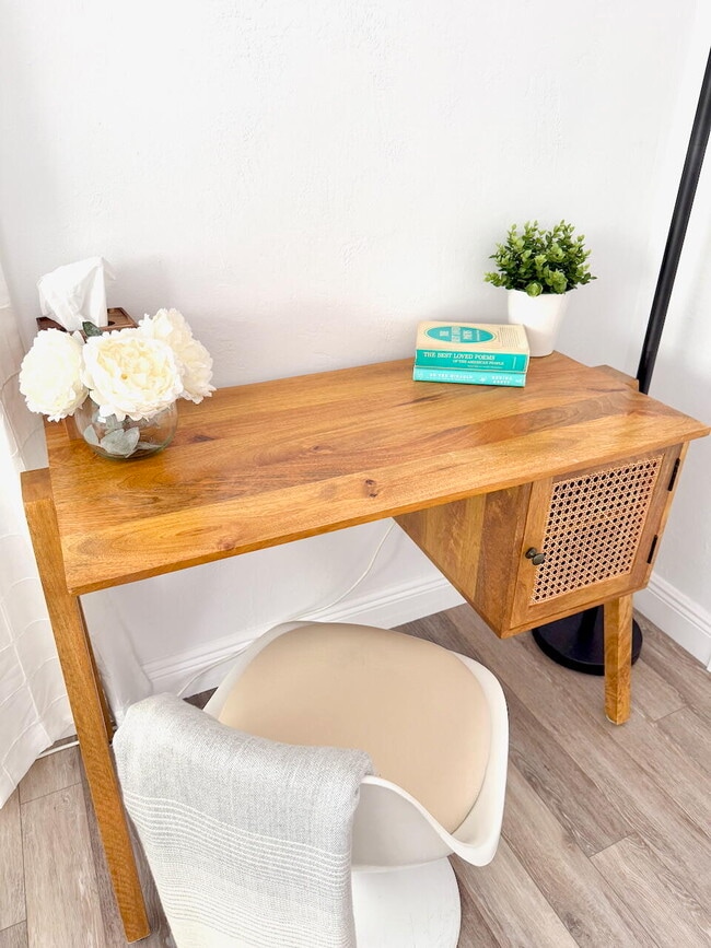 Photo - 311 N Swinton Ave