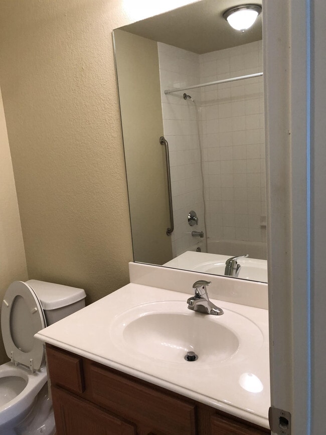 Photo - 21469 W Wallis Dr