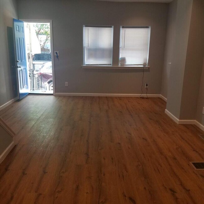 Photo - 1417 N Felton St