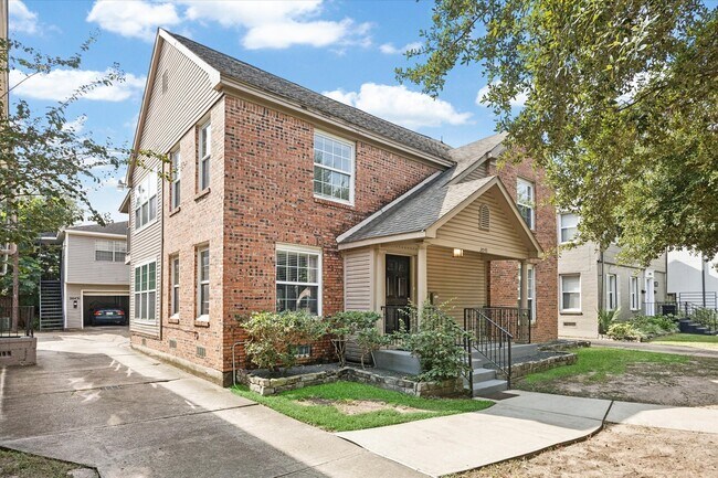 Photo - 2043 Colquitt St