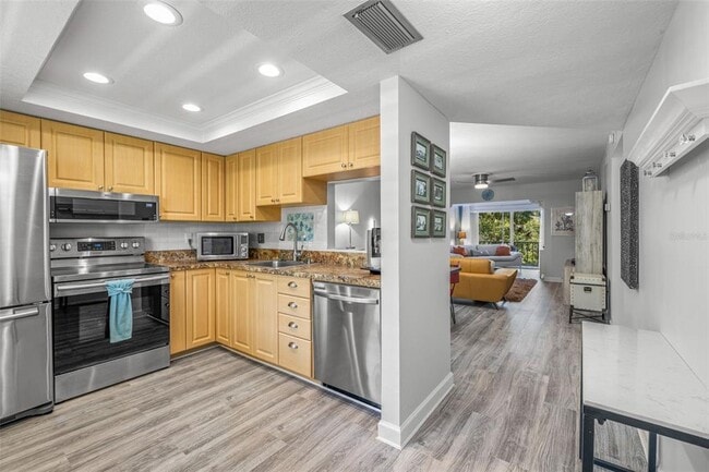 Photo - 946 Virginia St Unit 207