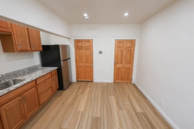 Photo - 114 Amory St Unit 1
